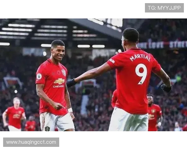 曼联更衣室矛盾再度曝光:问题发酵影响球队稳定性,赛季走势面临考验 曼联更衣室矛盾再度曝光:问题发酵影响球队稳定性,赛季走势面临考验