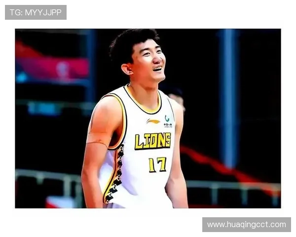 孙铭徽这日常晒的豪车才是真爱，比赛上拼命，私底下却住别墅睡懒觉？